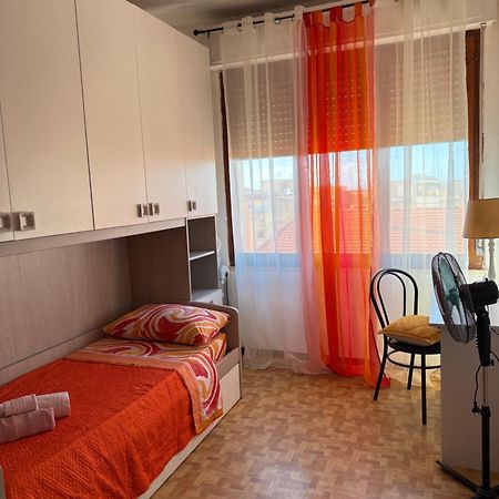 Casa Clelia Lägenhet Porto Torres Exteriör bild