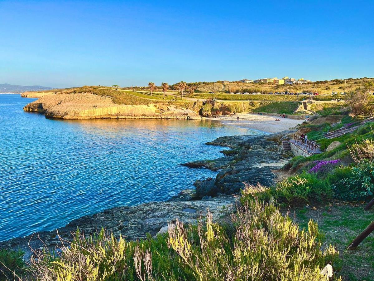 Casa Clelia Lägenhet Porto Torres Exteriör bild
